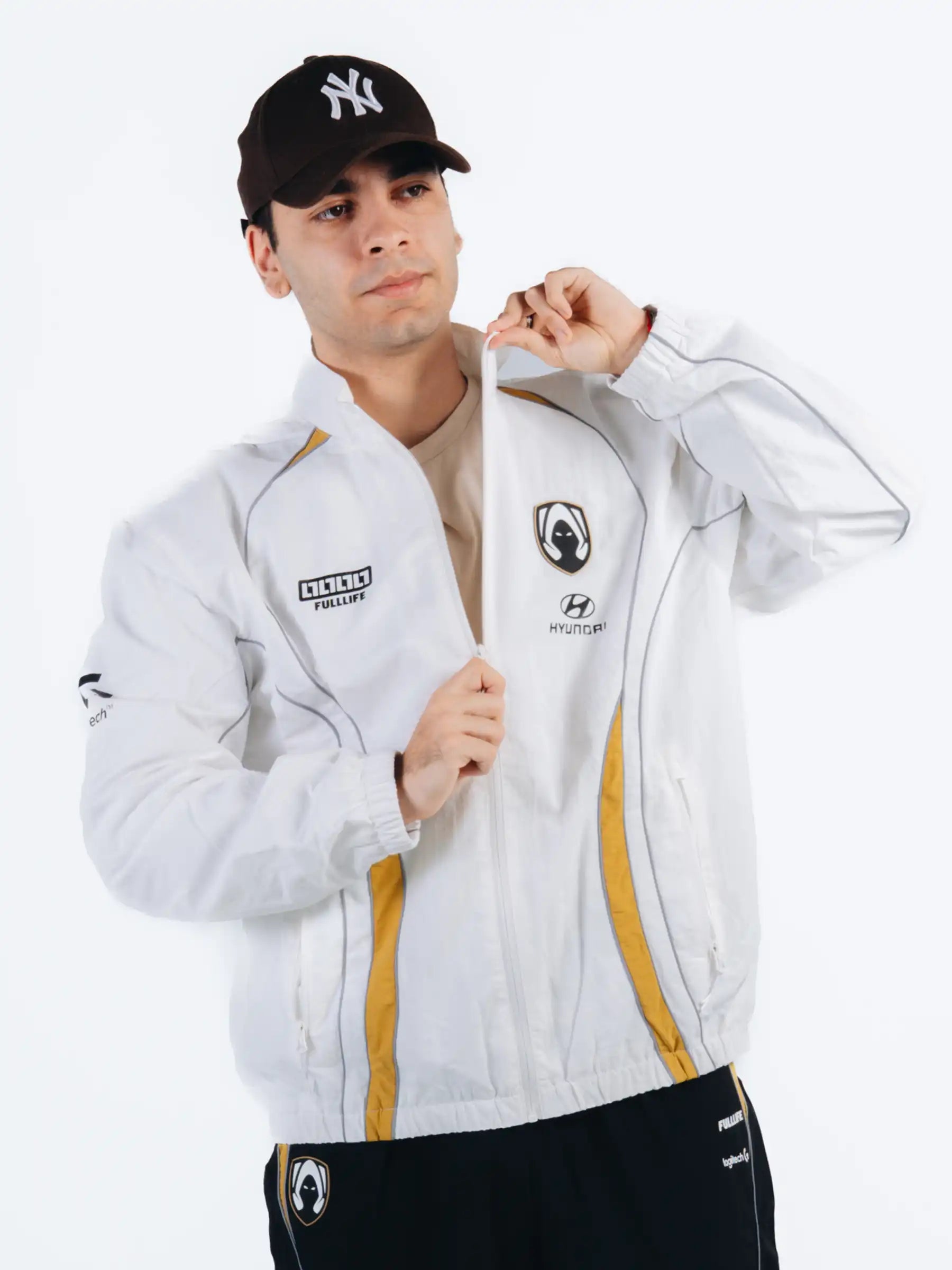 Team Heretics Pro Kit 2026 giacca ufficiale bianca oro