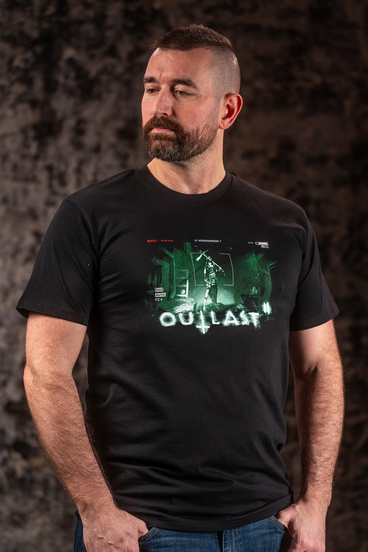 Red Barrels Outlast 2 maglietta taglia M + berretto ufficiale