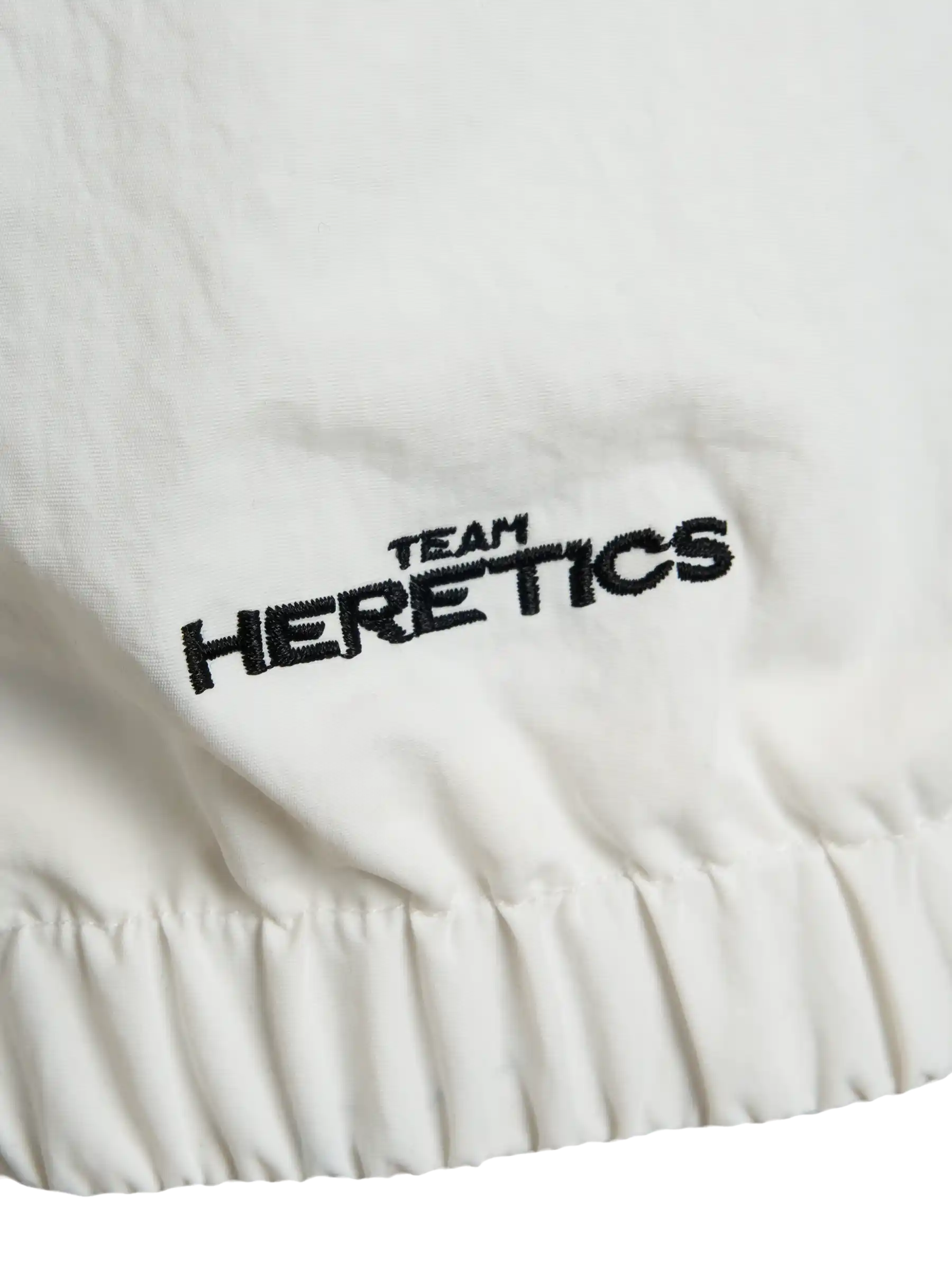 Team Heretics Pro Kit 2026 giacca ufficiale bianca oro
