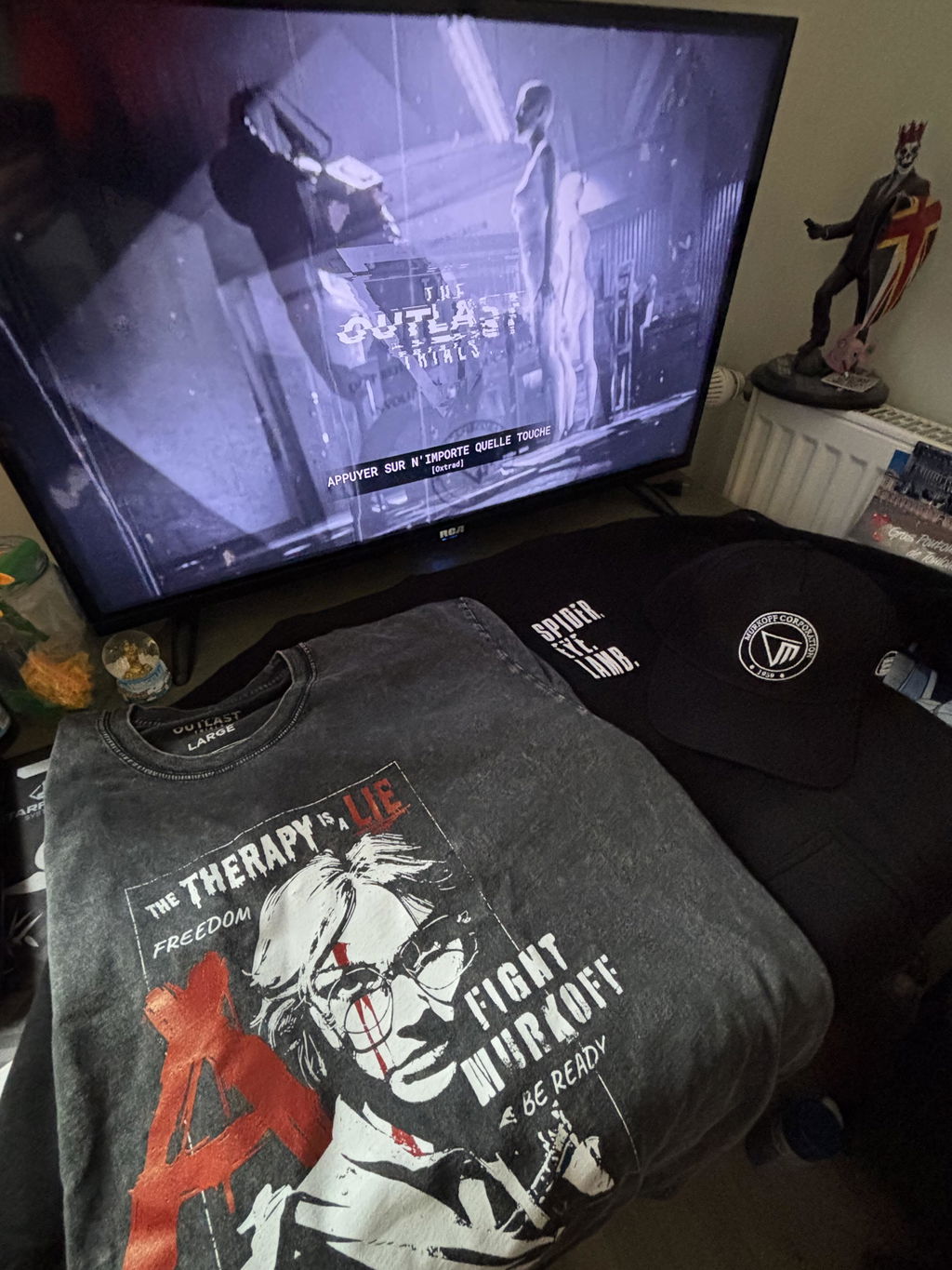 Red Barrels Amelia Resistance t-shirt ufficiale