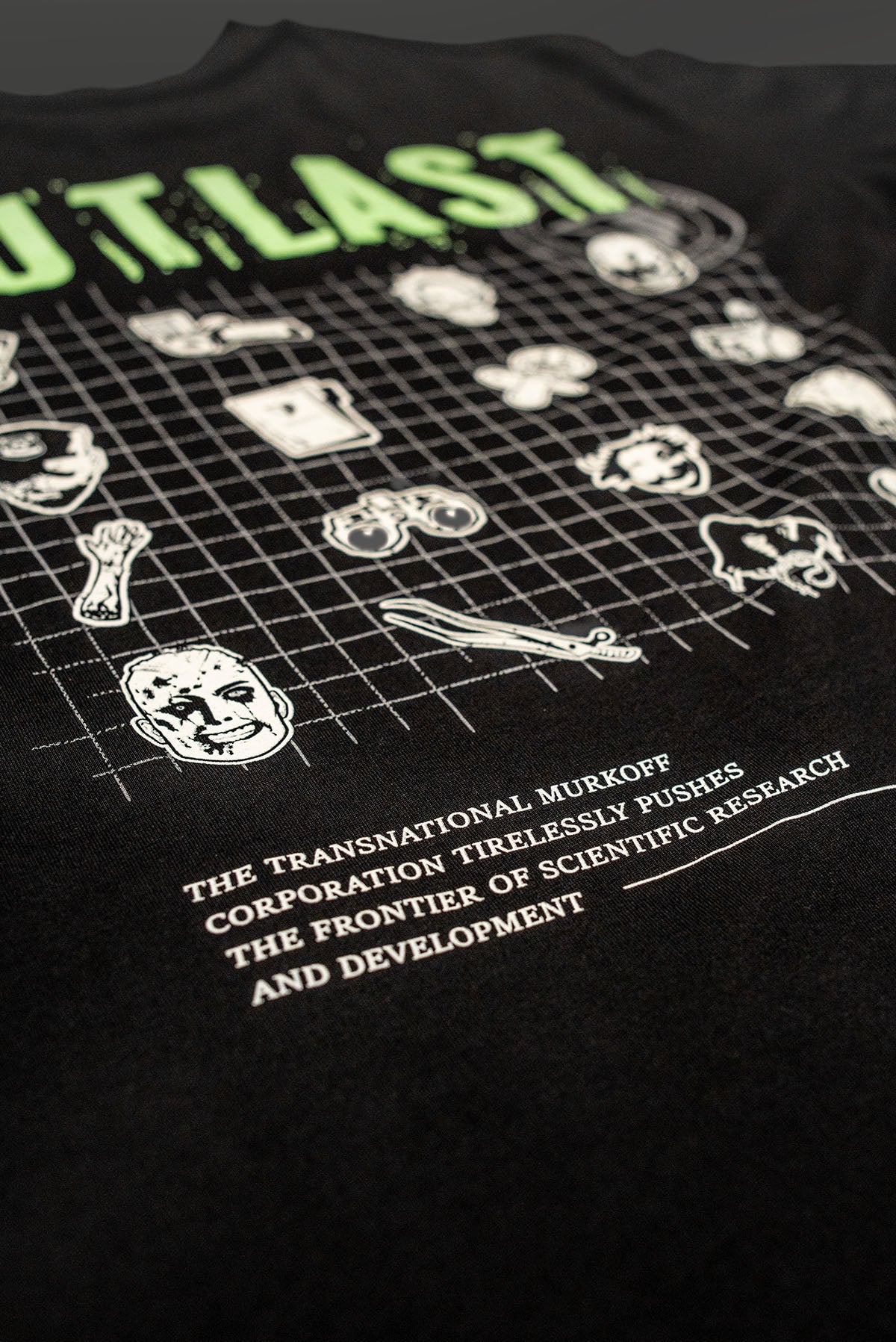 Red Barrels Outlast Survivors t-shirt ufficiale