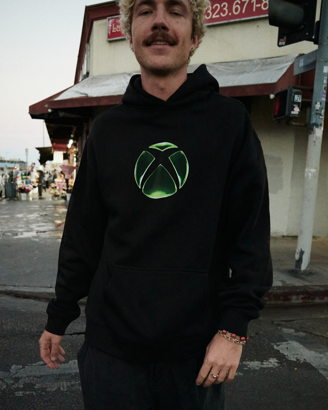 Xbox Gear Gloss Felpa con Cappuccio Nera Cotone